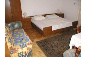 Croaţia Privát Seget Vranjica, Exteriorul